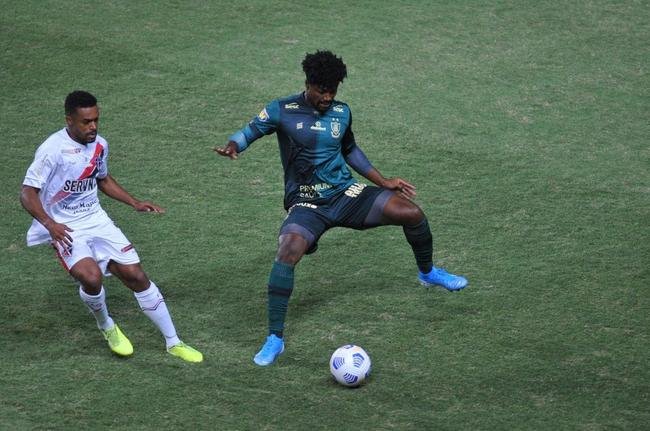 Eduardo Bauermann - zagueiro