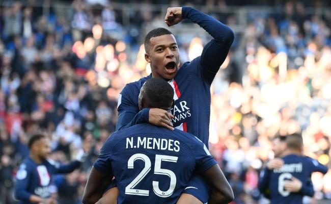 Mbappé marca em goleada do PSG e lidera artilharia do Francês