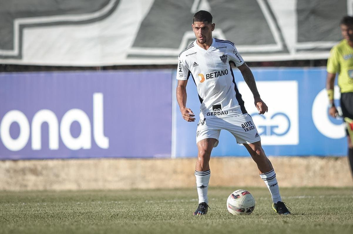 Atltico visitou o Democrata-GV neste sbado (4/3), em Governador Valadares, pela 8 rodada do Campeonato Mineiro.