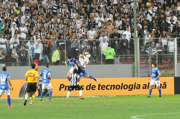Atltico e Cruzeiro se enfrentaram pelas quartas de final da Copa do Brasil