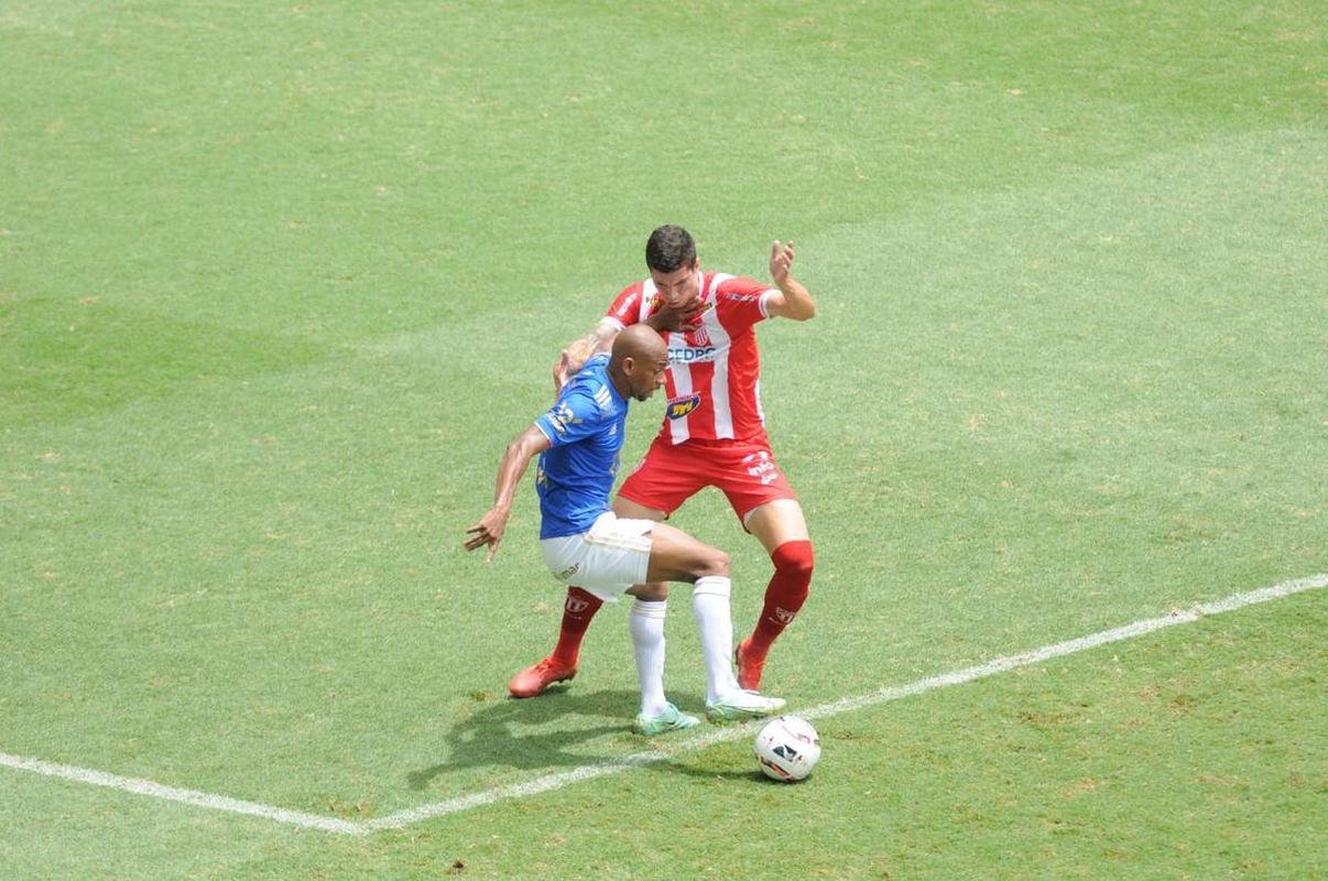 Jogo no Horto na manh deste domingo, vlido pelo Mineiro, foi bastante disputado 