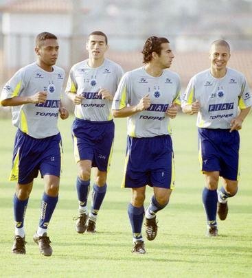 AGOSTO - Dia a dia de treinos do Cruzeiro na temporada que culminou com a Trplice Coroa