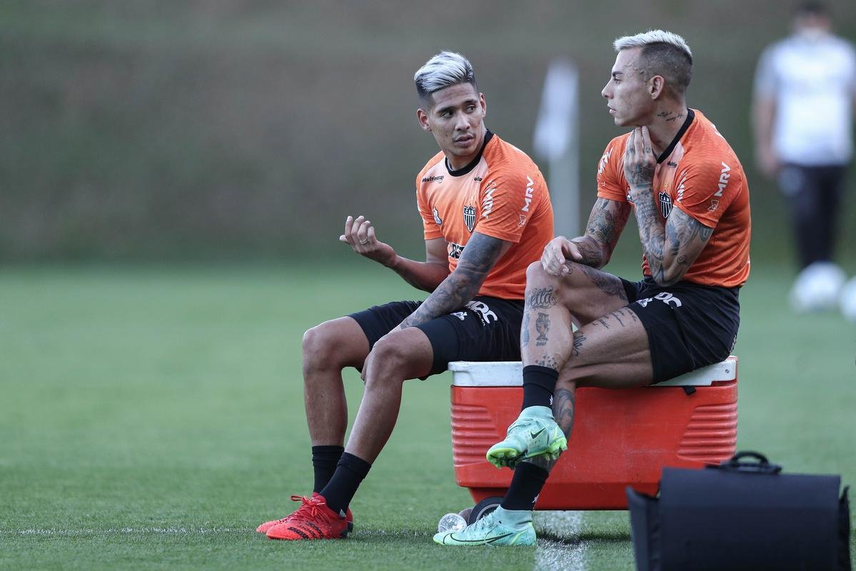Fotos do primeiro treino de Diego Costa pelo Atltico