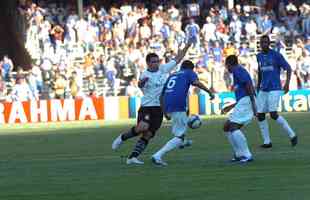 19/07/2009 - Ronaldo no jogo contra o Cruzeiro, no qual marcou um gol