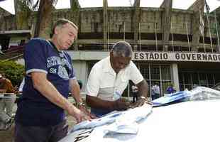 Imagens do ex-jogador do Cruzeiro Z Carlos