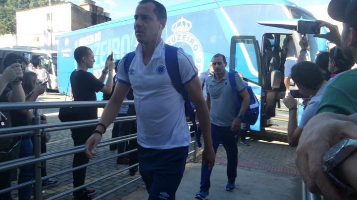 Chegada da delegação do Cruzeiro ao Independência para final do Mineiro contra o Atlético. Na foto, o meia Rodriguinho