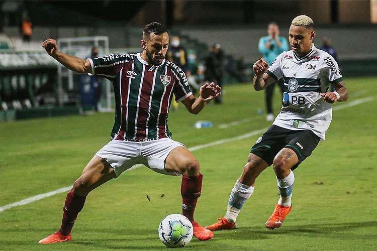 12 - Fluminense - 70 pontos 