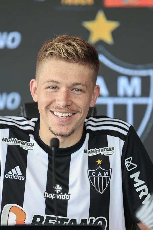 Bruno Fuchs  apresentado pelo Atltico