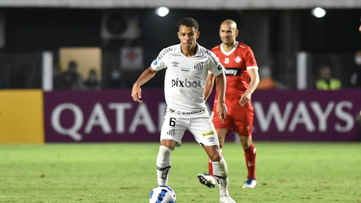 Santos marca no fim, bate La Calera-CHI e encaminha vaga na Sul-Americana -  Superesportes