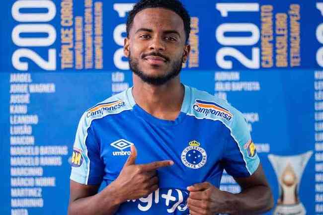 Ezequiel ficou pouco tempo no Cruzeiro