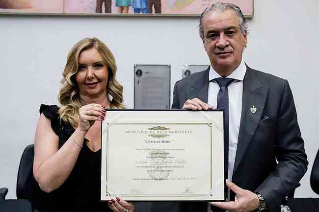 Presidente do Galo, Srgio Coelho, recebe diploma de Honra ao Mrito da Cmara Municipal de BH
