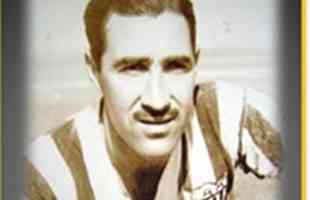 07/12/1947 - Atltico 6 x 2 Cruzeiro - Lourdes (Belo Horizonte) - Amistoso - Na foto, Lucas, que marcou dois gols no jogo.