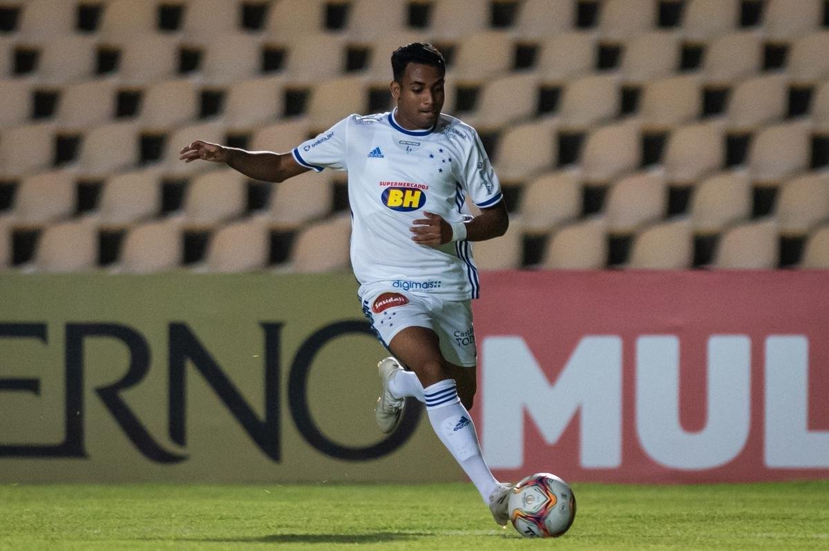 Imagens do jogo entre Sampaio Corra e Cruzeiro, pela 33 rodada da Srie B, no Castelo, em So Lus (MA)