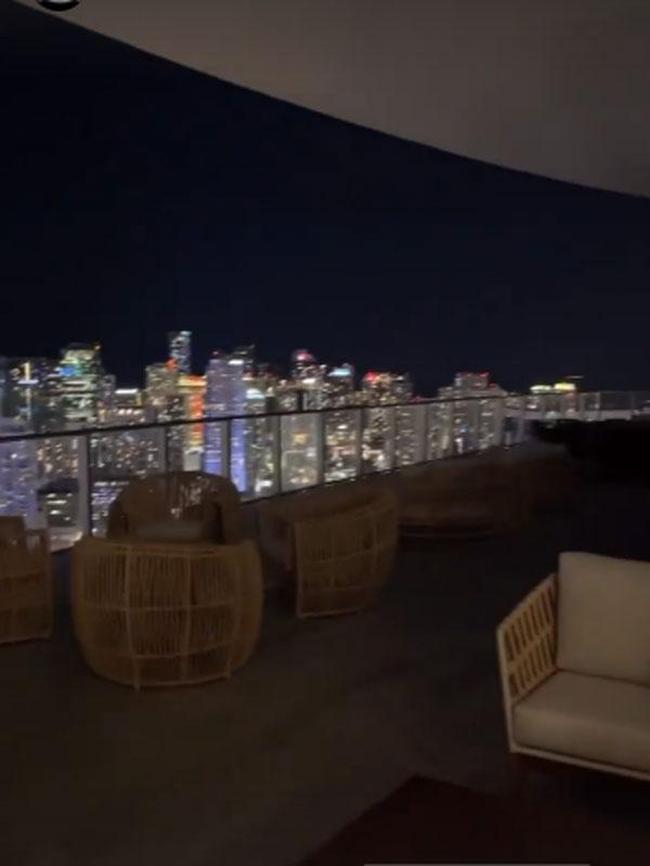 Hulk, do Atltico, apresenta sua nova cobertura em Miami no condomnio Paramount Miami Worldcenter