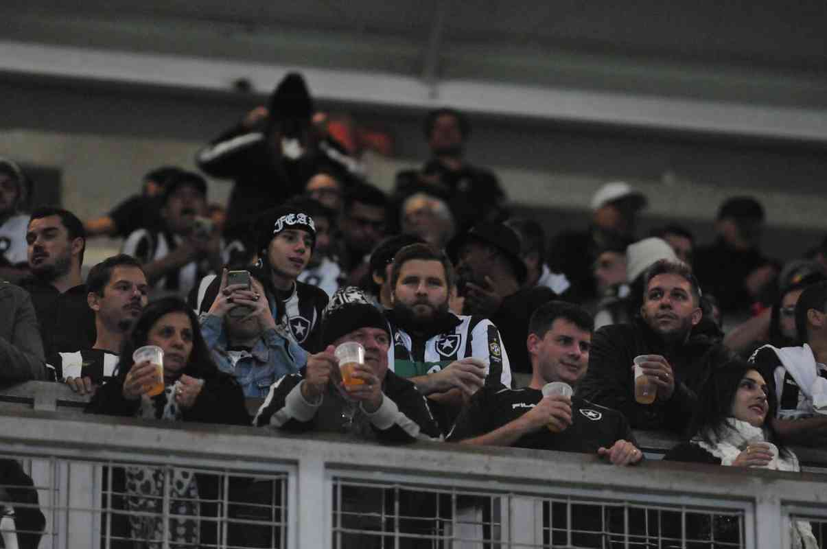 Fotos da torcida do Botafogo na partida contra o Amrica, no Independncia, pela stima rodada do Campeonato Brasileiro
