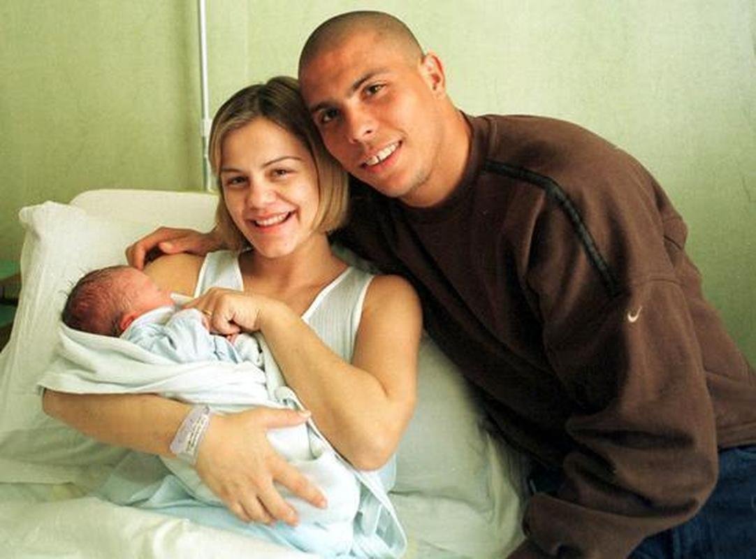 Eles se separaram em 2003.