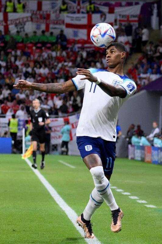 Pas de Gales e Inglaterra se enfrentaram no Estdio Ahmad bin Ali