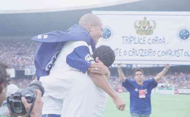 Cruzeiro won the Triple Crown in 2003 by winning the Mineiro, the Copa do Brasil and the Brazilian