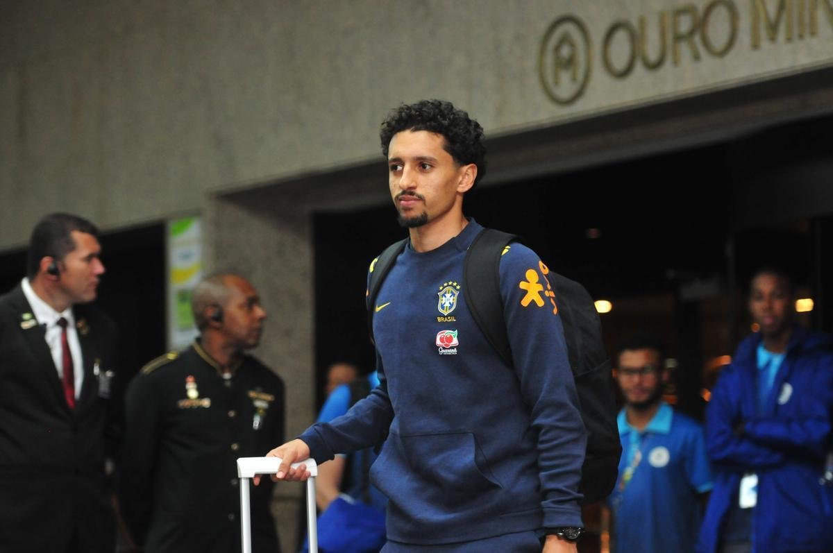 Seleo Brasileira deixou hotel Ouro Minas na noite desta quarta-feira e se despediu de Belo Horizonte, onde venceu a Argentina por 2 a 0 na semifinal da Copa Amrica. Reta final de treinos ser na Granja Comary, em Terespolis. Deciso est marcado para domingo, s 17h, no Maracan