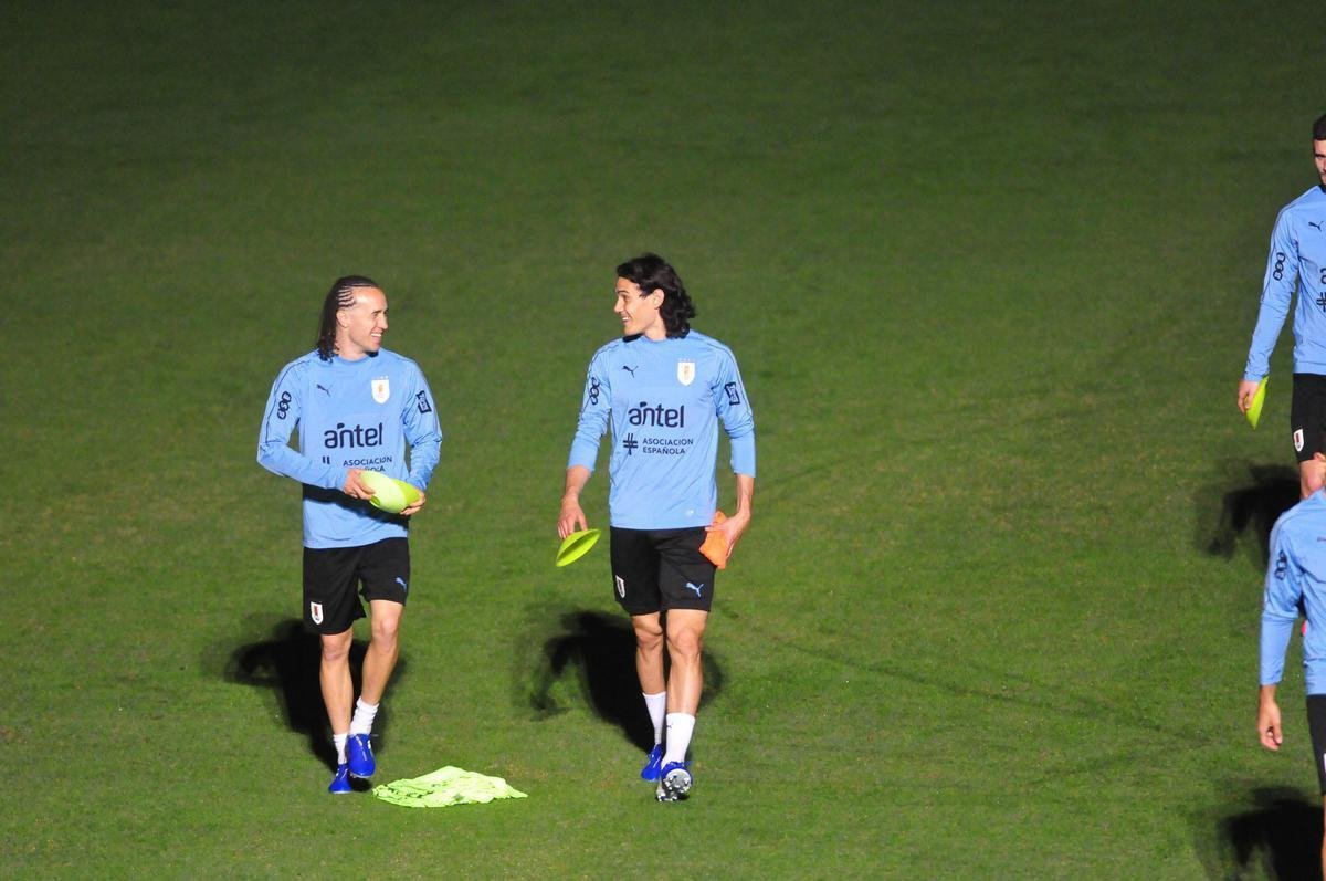 Imagens do primeiro treino da Seleo Uruguaia no Sesc Venda Nova, em Belo Horizonte