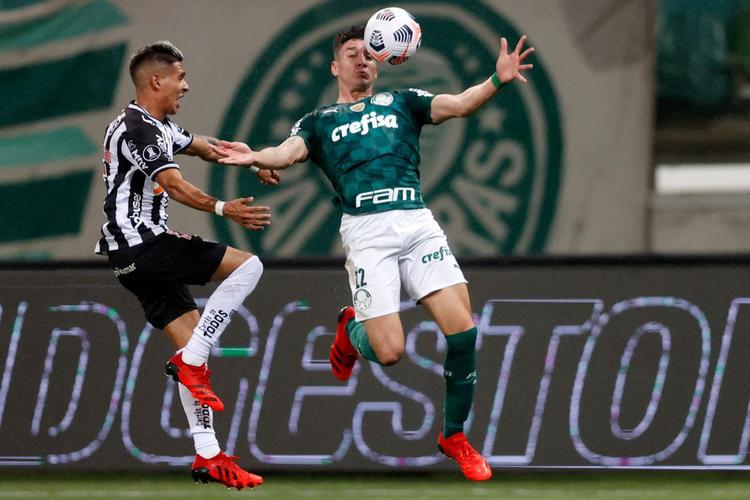 Fotos do jogo de ida da semifinal da Copa Libertadores de 2021, entre Palmeiras e Atltico, no Allianz Parque, em So Paulo