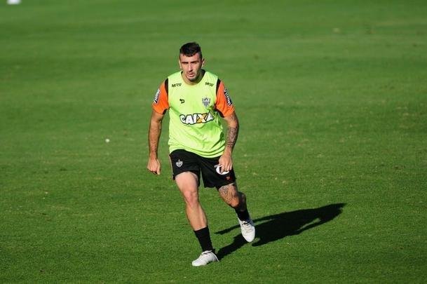 Jogadores se reapresentaram aps o empate contra o Flamengo, no Mineiro