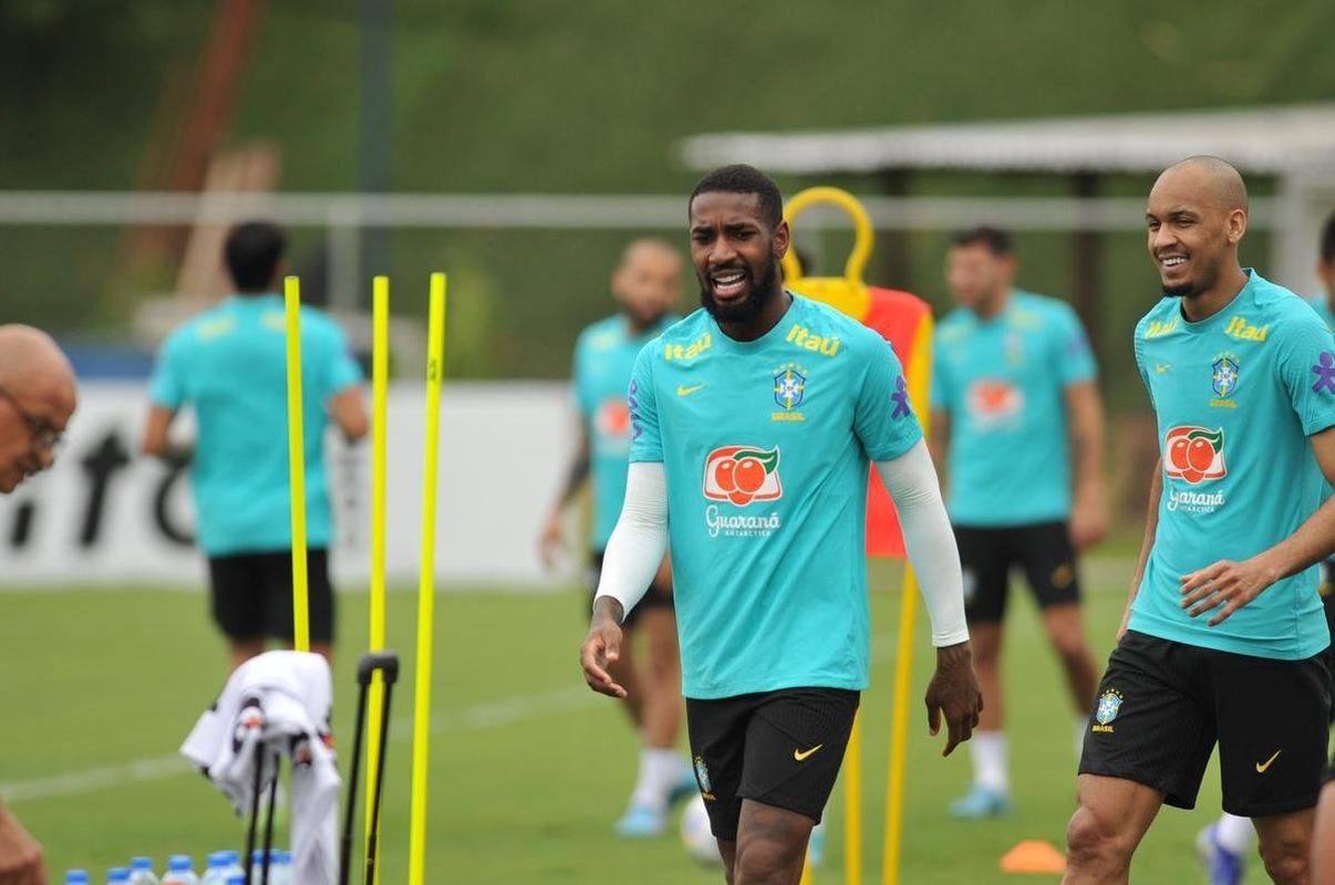 Seleo Brasileira concluiu na Toca da Raposa II, CT do Cruzeiro, em BH, a preparao para enfrentar o Paraguai no Mineiro pelas Eliminatrias da Copa do Mundo do Catar