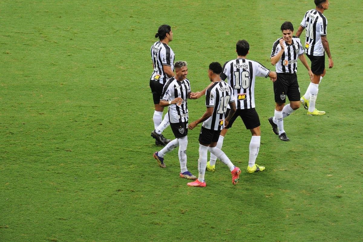 Fotos da estreia do atacante Hulk pelo Atltico, na partida contra o Uberlndia, no Mineiro, pela terceira rodada do Campeonato Mineiro de 2021