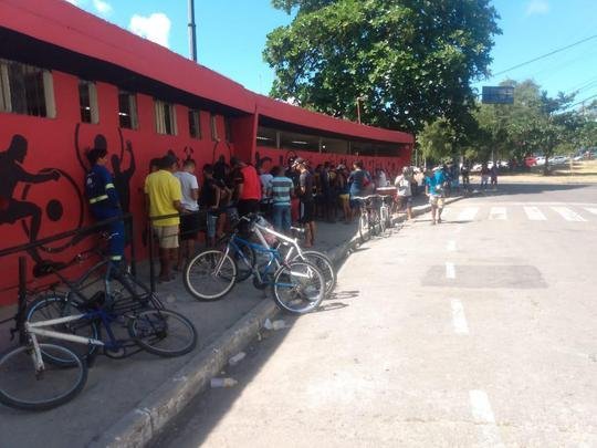 Leão enfrenta o Vila Nova domingo, às 16h, em jogo que pode sacramentar o retorno à Série A
