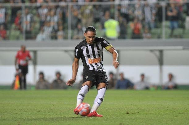 Veja fotos do jogo Atltico x URT