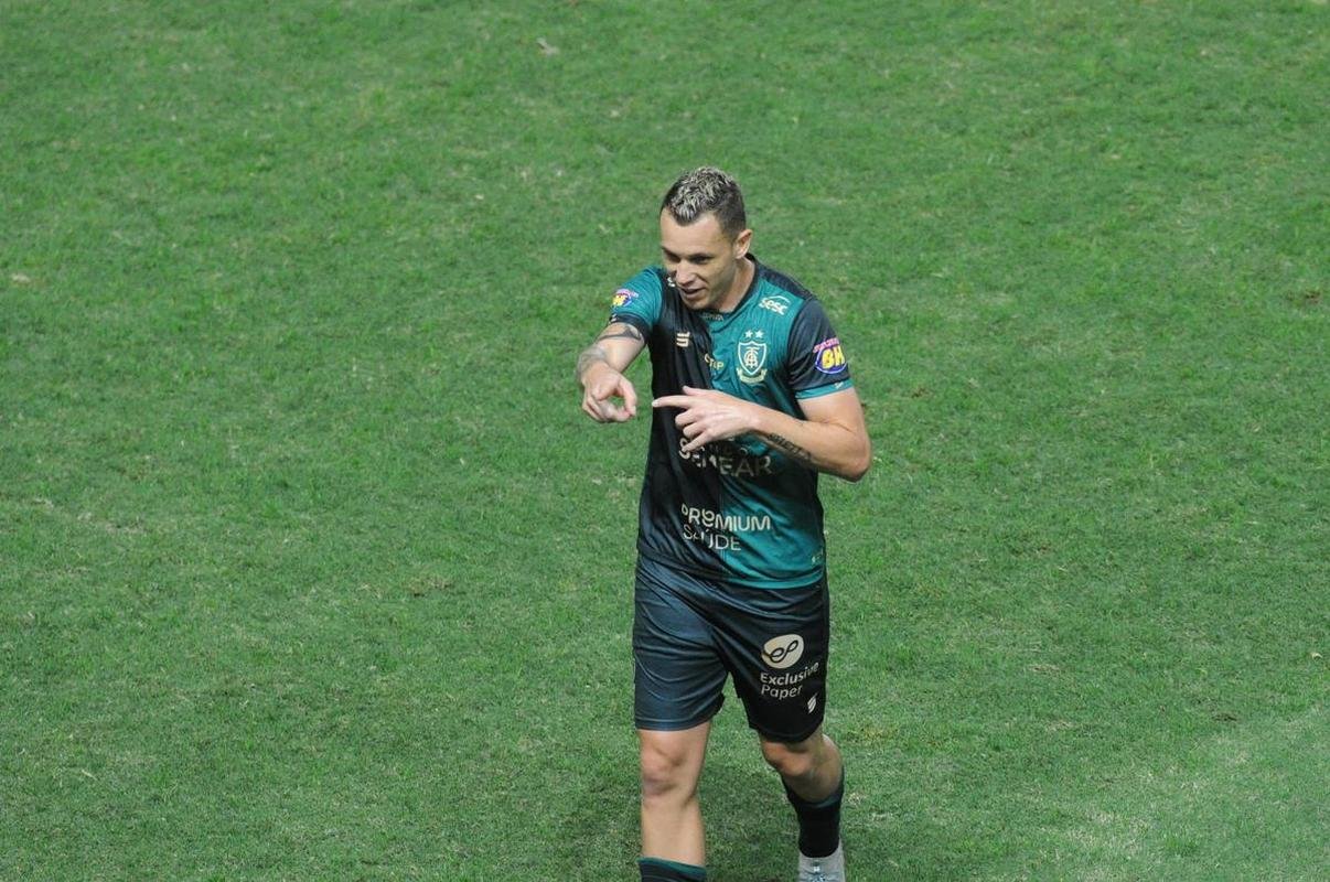 Marcelo Toscano (meia-atacante)