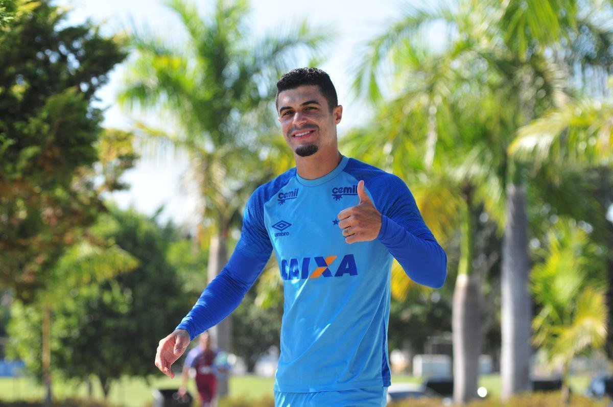 Egdio (lateral-esquerdo) - campeo brasileiro com o Cruzeiro em 2013 e 2014, o lateral retornou ao clube em janeiro de 2018 depois do fim do vnculo com o Palmeiras, seu ex-clube. Egdio disputou 56 jogos nesta temporada.