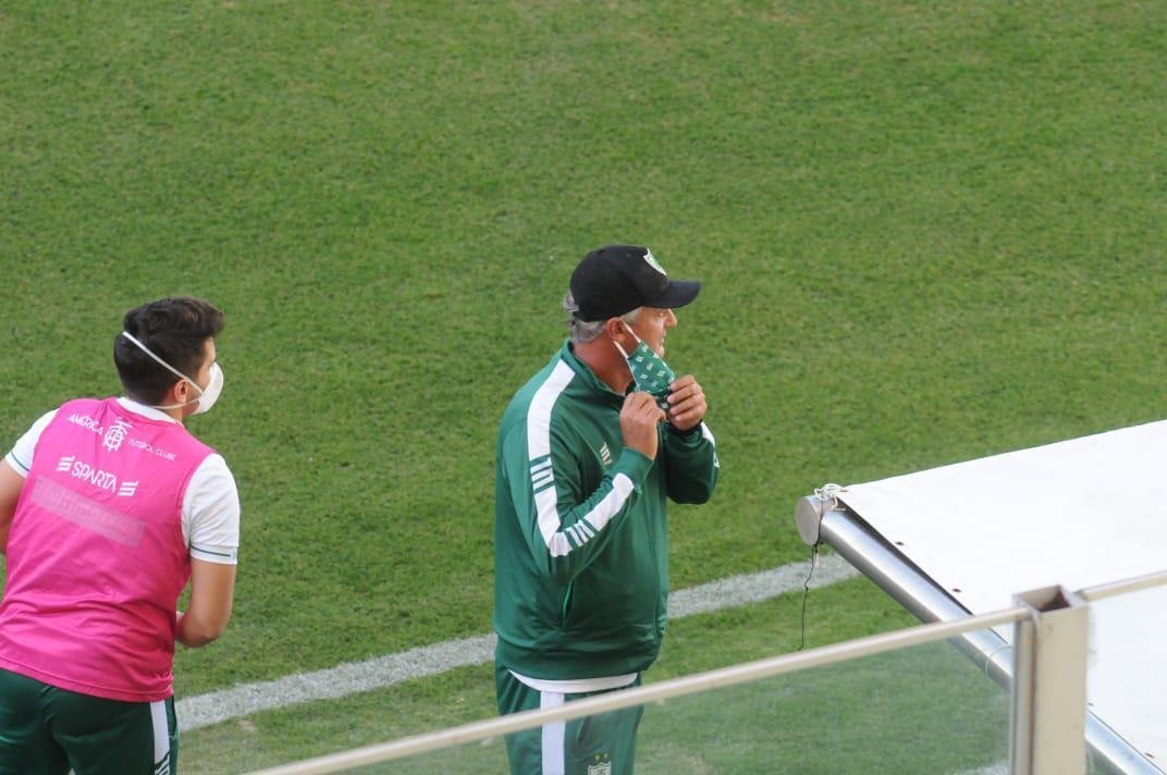 Fotos do clssico entre Amrica e Atltico, no Independncia, em Belo Horizonte, pela 10 rodada do Campeonato Mineiro. Jogo marcou o retorno dos dois rivais ao futebol em plena pandemia do novo coronavrus (Juarez Rodrigues/EM/DAPress)