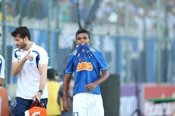 Imagens do jogo entre Cruzeiro e Internacional, na Arena do Jacar, pelo Brasileiro