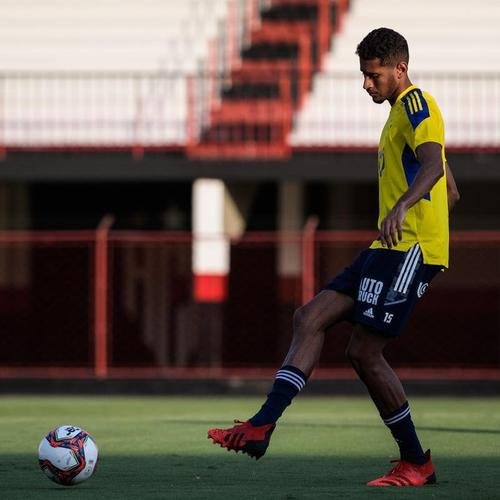 Com atividade no estádio Antônio Accioly, do Atlético-GO, o Cruzeiro encerrou a preparação para enfrentar o Goiás, pela 22ª rodada da Série B. A partida está marcada para 21h30 desta terça-feira, na Serrinha, em Goiânia.