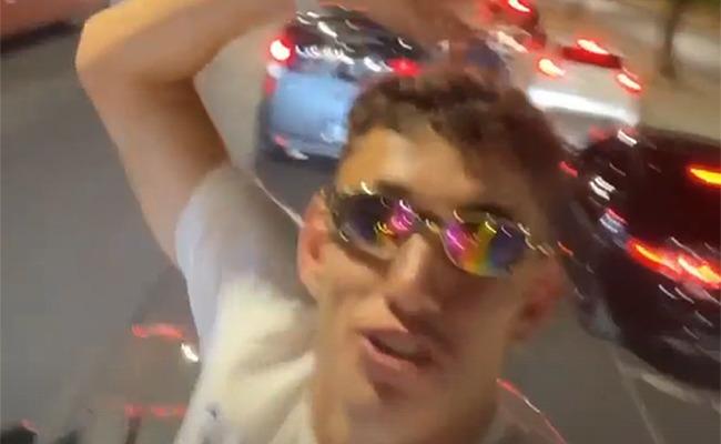 Jogadores do Cruzeiro comemoraram acesso nas ruas de BH
