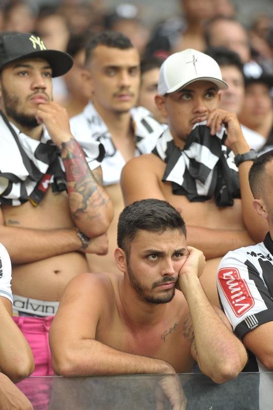 Fotos do segundo tempo do clssico entre Cruzeiro e Atltico, pela final do Mineiro