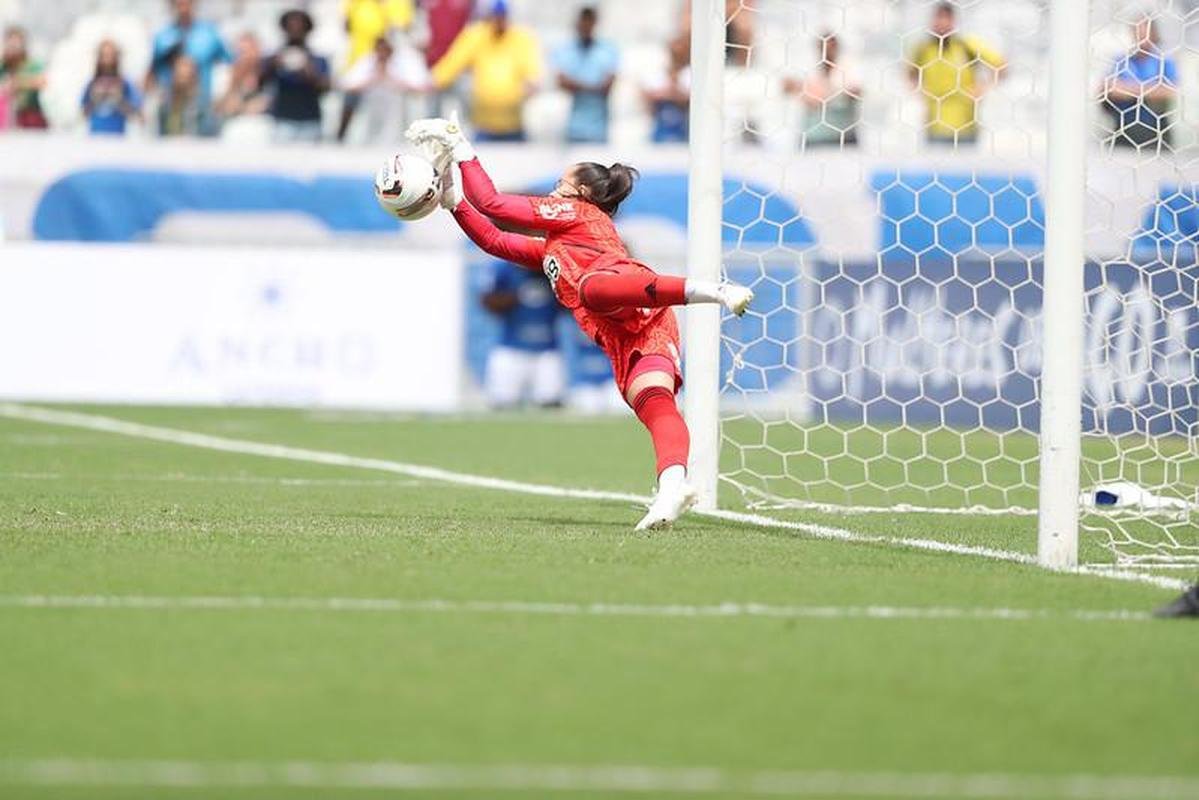Atltico venceu o Cruzeiro nos pnaltis e conquistou o tricampeonato do Mineiro Feminino