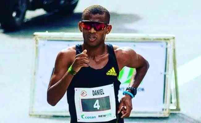 Daniel Nascimento faturou a medalha de bronze na maratona de Seul
