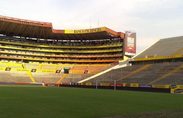 J o Estdio Monumental Isidro Romero Carbo (Monumental), quer sediar a final dos dois torneios em 2022 ou em 2023. A casa do Barcelona de Guayaquil no tem concorrentes equatorianos na disputa. 