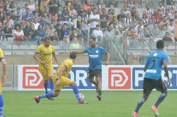 Fotos do 'Game of Dreams', jogo festivo dos Amigos do Ronaldinho contra os Amigos do Penta