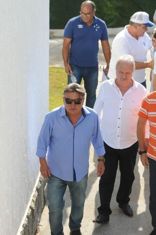 Novo gestor de futebol do Cruzeiro, Zez Perrella deu entrevista nesta sexta-feira, na Toca da Raposa II