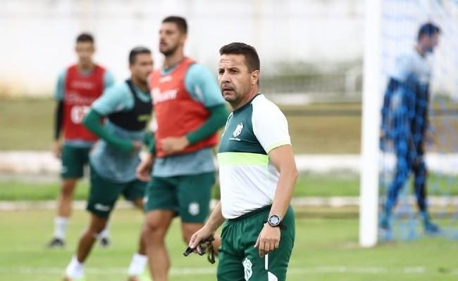 A Caldense estreou com derrota para o Atlético