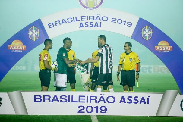 Fotos do duelo entre Goiás e Atlético, no Serra Dourada, em Goiânia, pela 12ª rodada do Brasileiro