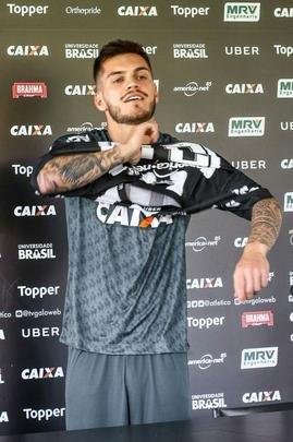 Apresentação do meia Nathan, novo jogador do Atlético