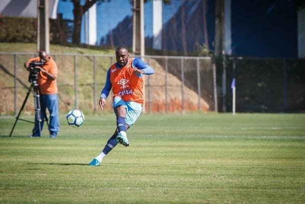 Manoel (Cruzeiro) - 28 anos - 2 jogos no Campeonato Brasileiro -  uma das opes de Mano Menezes no Cruzeiro, mas joga pouco.