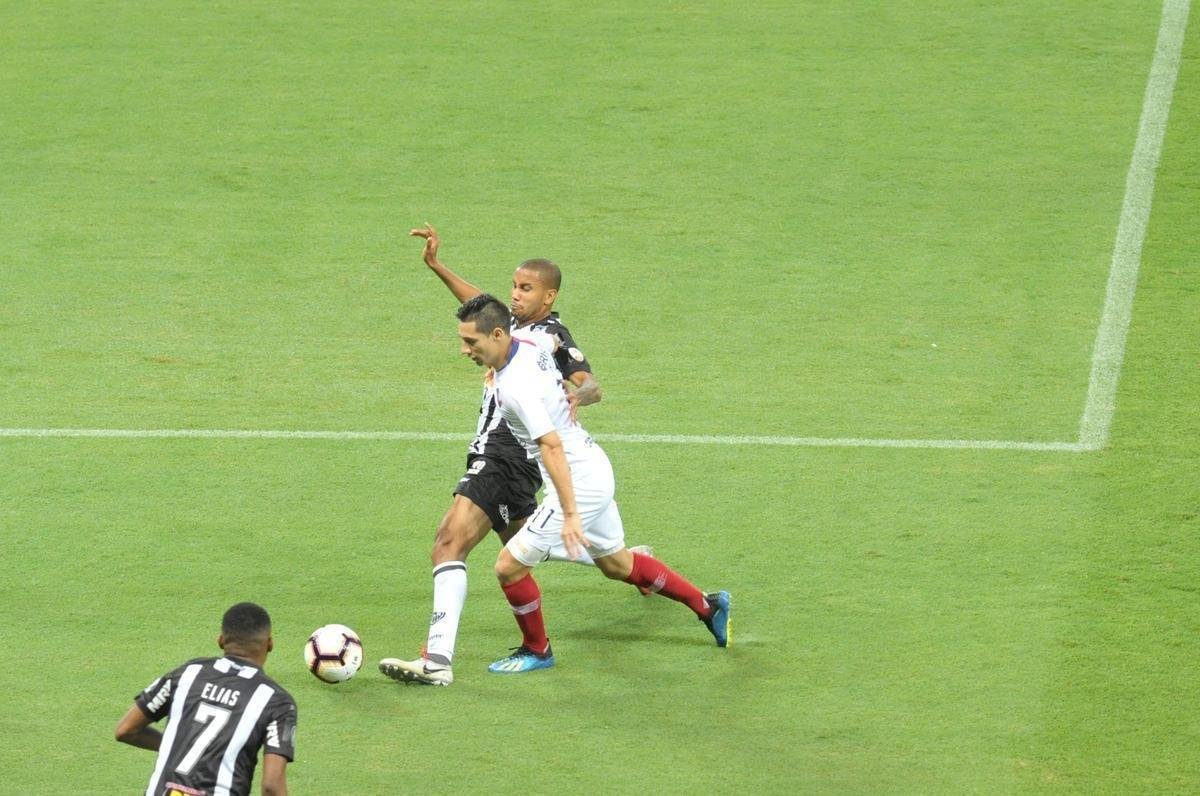 Fotos do duelo entre Atltico e Cerro Porteo, no Mineiro, pelo Grupo E da Copa Libertadores