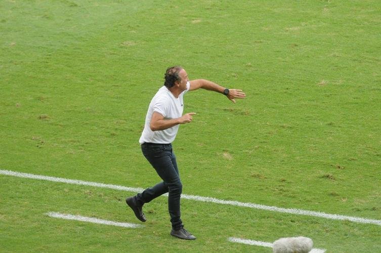 Fotos do jogo entre Atltico e Cear, no Mineiro, pela 25 rodada da Srie A do Campeonato Brasileiro