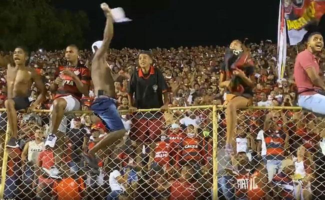 Fotos do jogo entre Vitria e Cruzeiro, no Barrado, em Salvador, pela Srie B do Campeonato Brasileiro de 2021