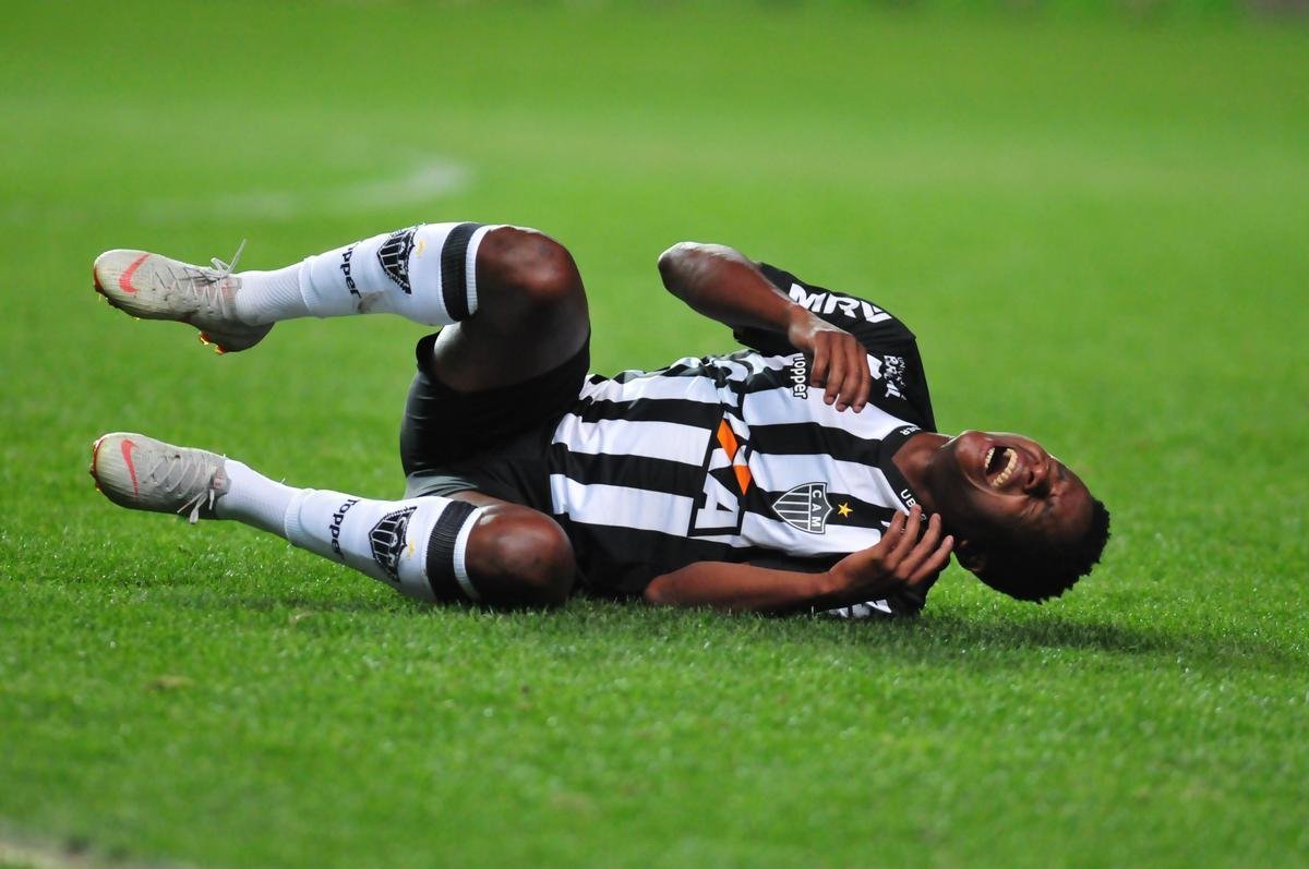 Fotos do jogo desta segunda-feira entre Galo e Furaco